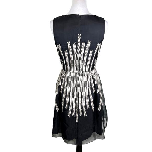 Cremieux Black Organza Embroidered Sleeveless Fit & Flare Cocktail Evening Dress - Picture 3 of 11